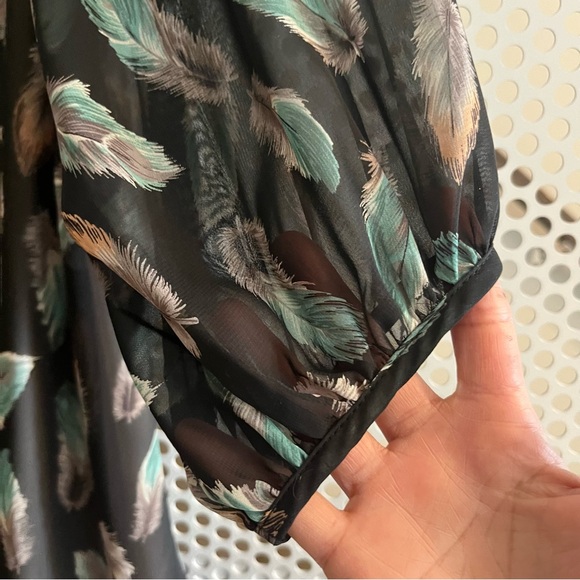 audrey 3 + 1 (boutique brand) mini-dress or top Size XS-S in Black feather GUC - Picture 8 of 9